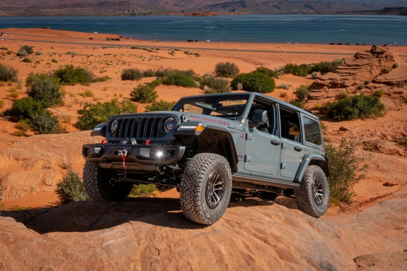 Jeep Drops Its 2025 Wrangler V6 Manual-Only Act Faster Than Jersey Can Ban A Rogue Drone