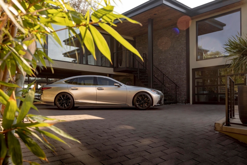 As The Lexus LS Turns 35, Does It Deserve A Future?