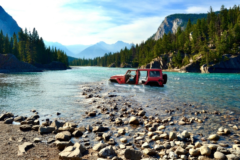 Jeep Drops Its 2025 Wrangler V6 Manual-Only Act Faster Than Jersey Can Ban A Rogue Drone