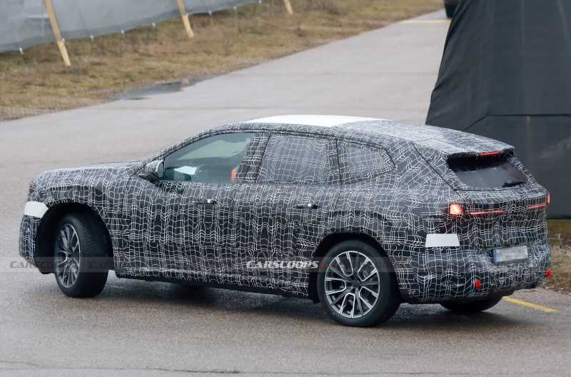 2026 BMW iX3 Neue Klasse Flaunts Production LEDs In Latest Spy Shots