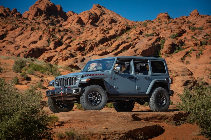 Jeep Drops Its 2025 Wrangler V6 Manual-Only Act Faster Than Jersey Can Ban A Rogue Drone
