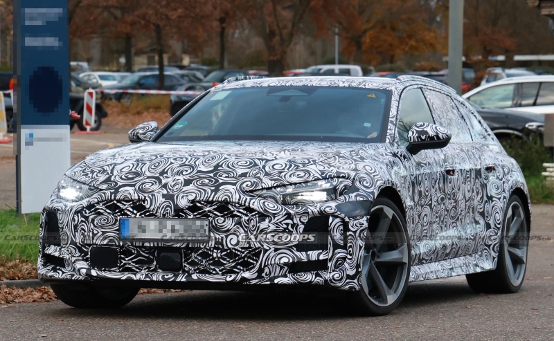 2026 Audi RS5 Avant Shows Off Hybrid Engine’s Fat Oval Tailpipes