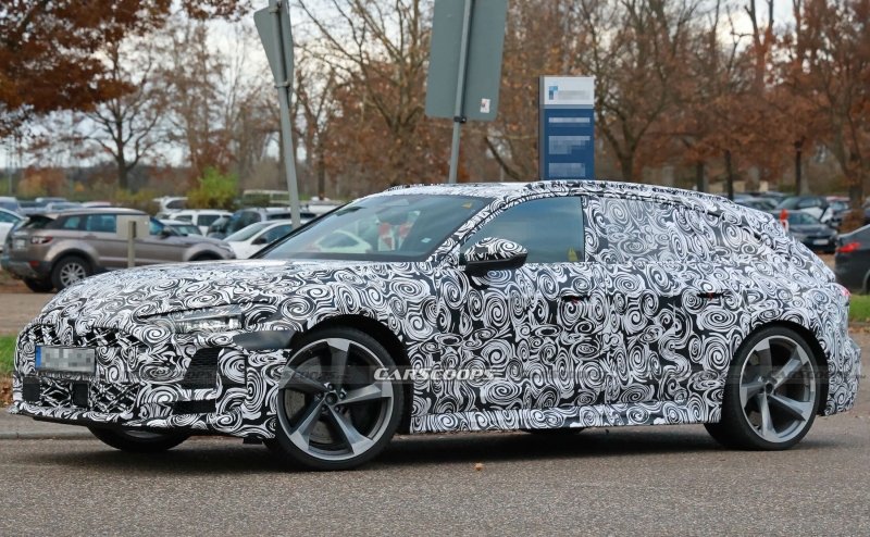2026 Audi RS5 Avant Shows Off Hybrid Engine’s Fat Oval Tailpipes