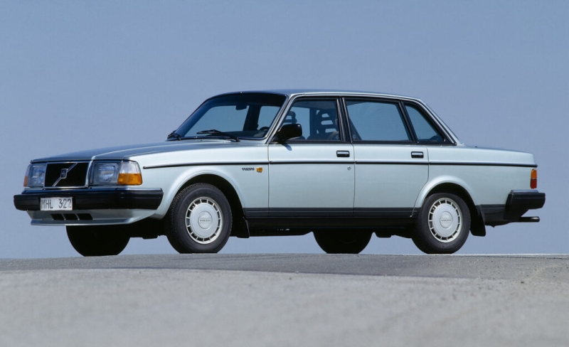 Modern Volvo 240 Design Study Proves Boxy Can Be Sexy Again